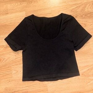 OQQ Black Scoop Neck Crop Tee Summer Cute